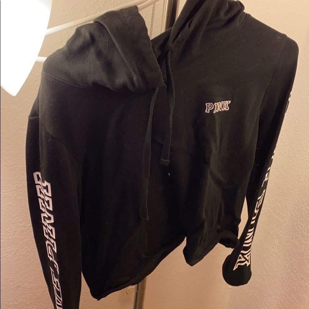 Black crop top long sleeve